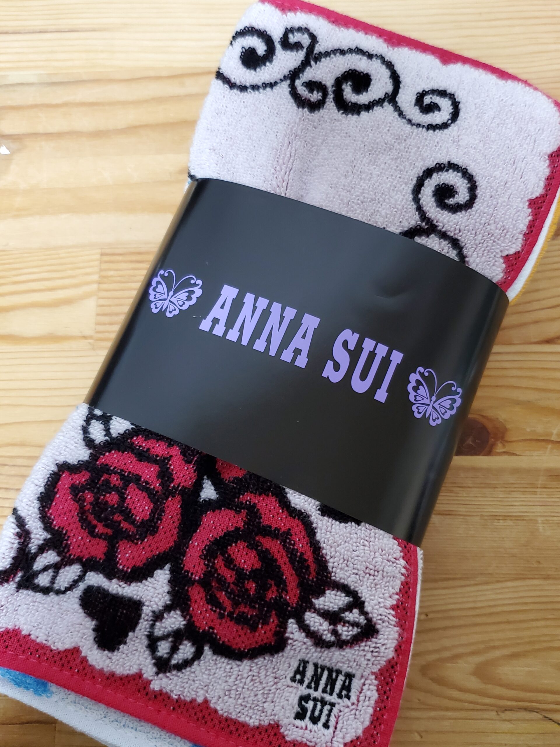 Anna Sui アナスイ タオルハンカチ が激かわ コストコならお得に買えるよ コストコレポ Goodday Costco